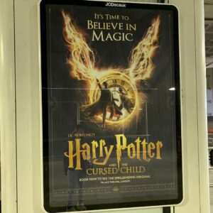 ロンドンで見かけたハリーポッター舞台の看板