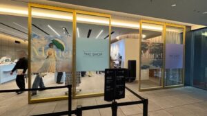 モネ展(アーティゾン美術館)ミュージアムショップ入口