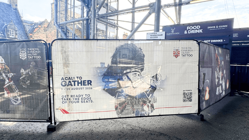 The Royal Edinburgh Military Tattoo 2026「A Call to Gather」の会場パネル